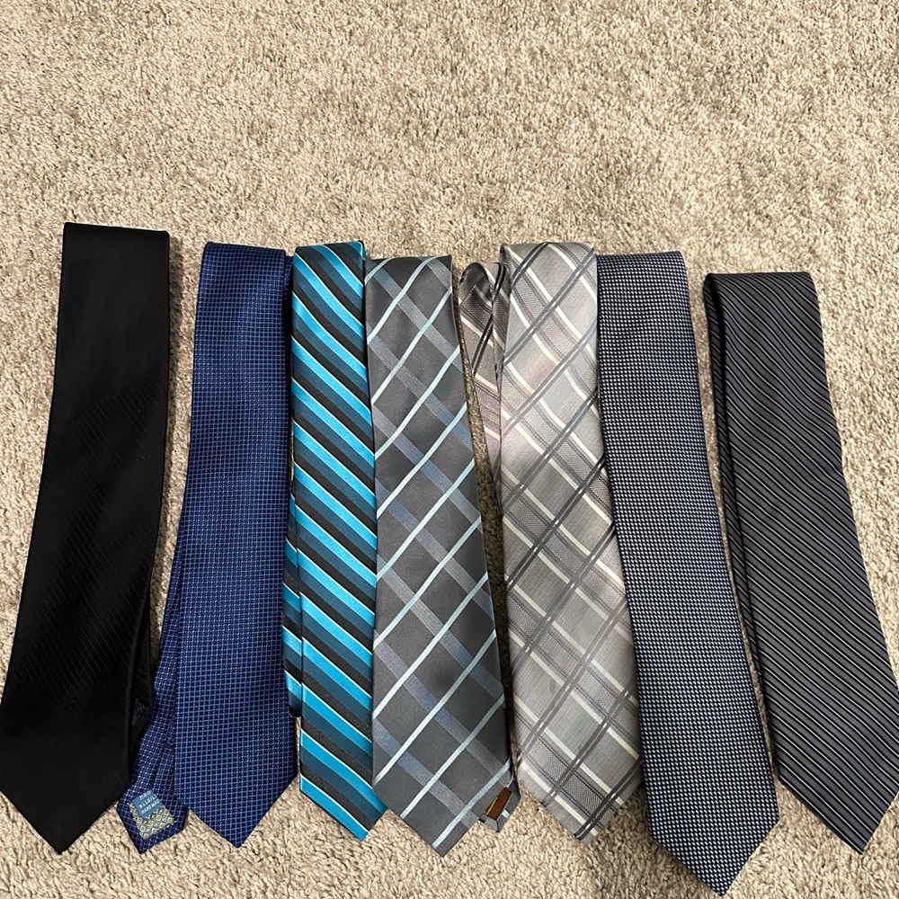 Lot of 7 ties. Various brands and colors.